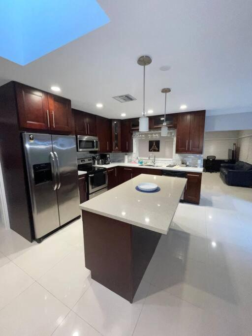 Modern Miami Oversized 3 Bedroom In Central Location Esterno foto